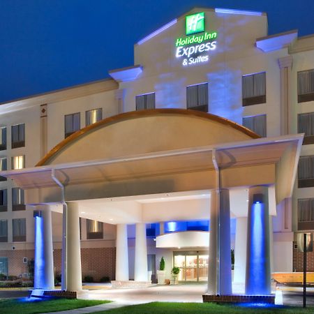 Holiday Inn Express Hotel & Suites Fredericksburg, An Ihg Hotel Kültér fotó